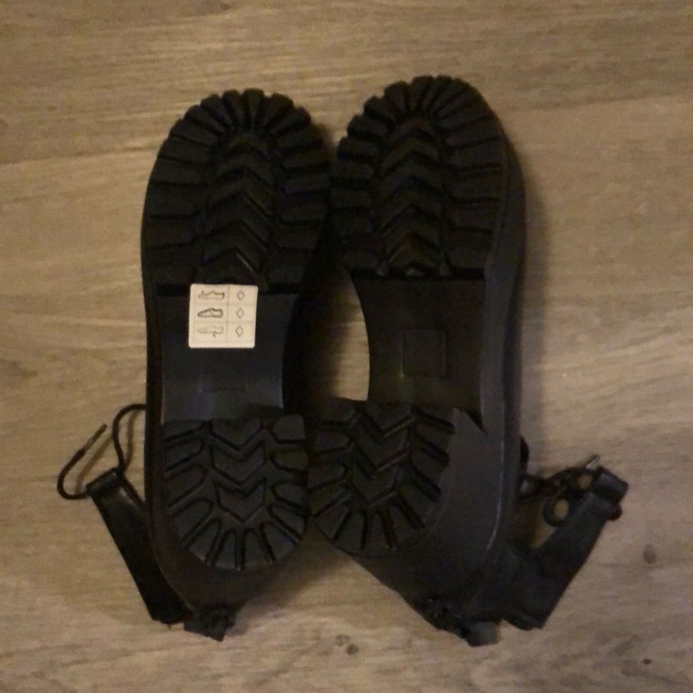 Boohoo Platform Sandals - Picture 4 of 4
